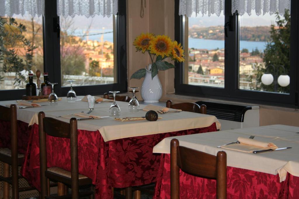 سالو Hotel Olivi الغرفة الصورة