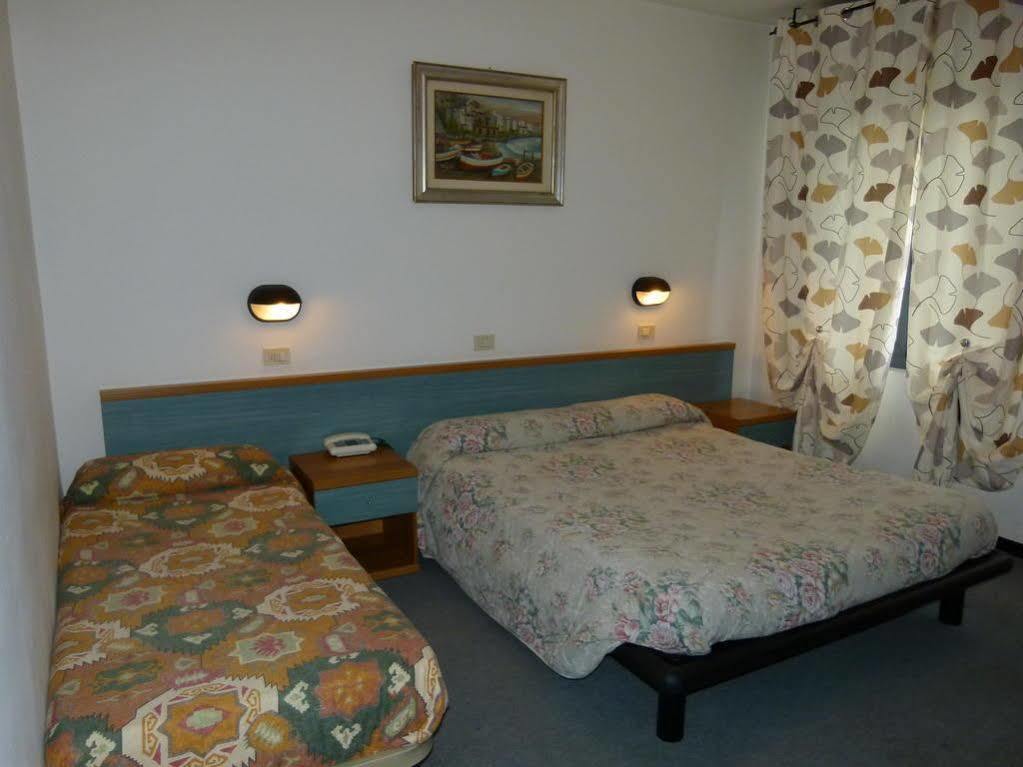 سالو Hotel Olivi المظهر الخارجي الصورة
